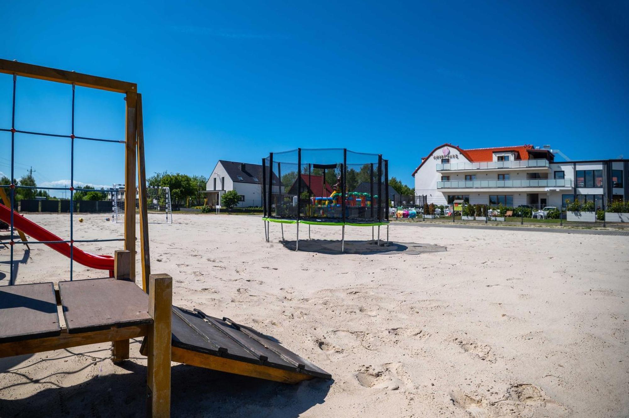 Olivina Park Spa - Domki Z Dostepem Do Krytego Basenu, Saun, Wyzywienia I Atrakcji Dla Dzieci Ниешорце Екстериор снимка